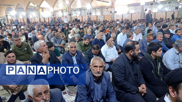 حضور پرشور مردم یاسوج در نماز جمعه خشم 