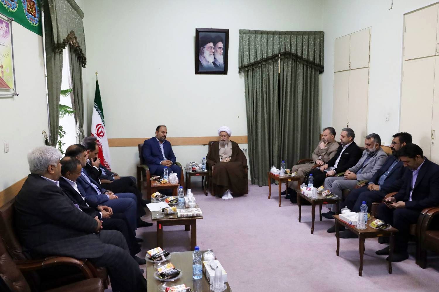 طراحی دوره‌ تحولی برای دانش‌آموزان بر پایه اندیشه‌های شهیدان رجایی و باهنر