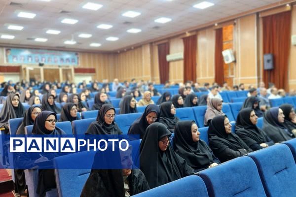 نشست معاونان آموزشی مدارس شهرستان‌های استان تهران به میزبانی قرچک 