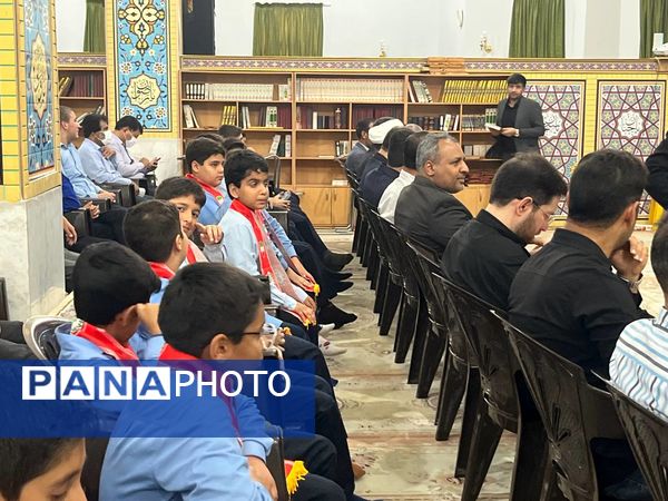 حضور قائم‌مقام معاون وزیر در سازمان دانش‌آموزی در  راهپیمایی ۱۳ آبان شهرک مروارید بندرعباس