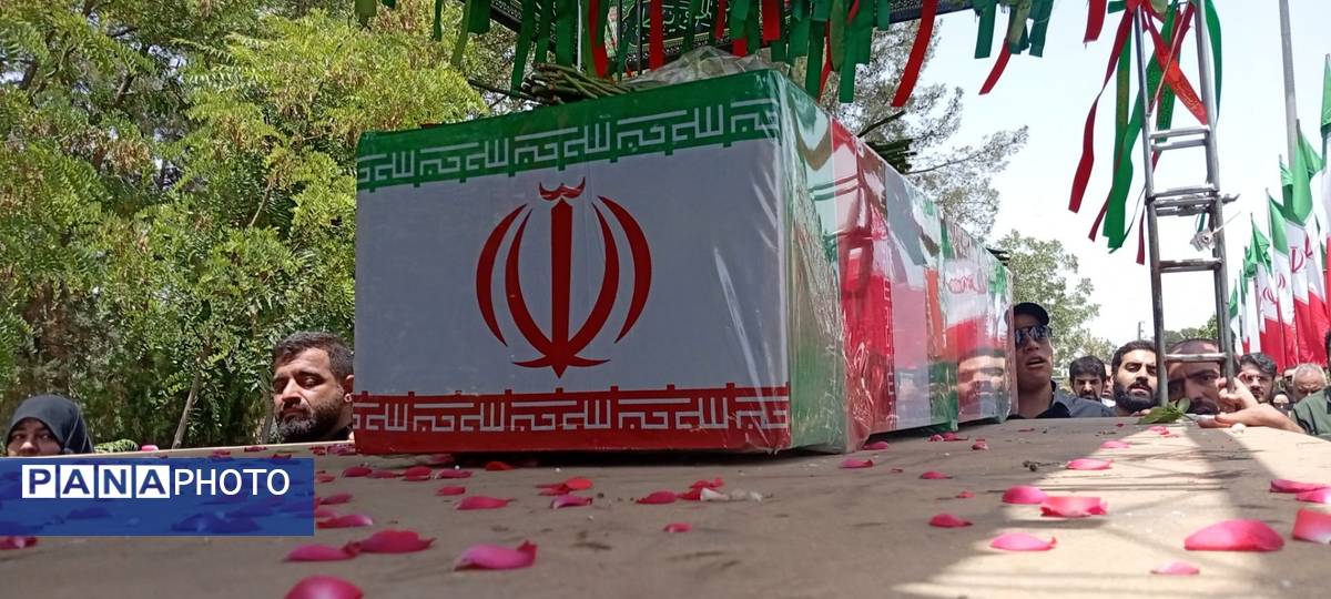 تشییع باشکوه پیکر بسیجی شهید در حمله رژیم صهیونیستی؛ مردم با فریاد مرگ بر اسرائیل وداع کردند