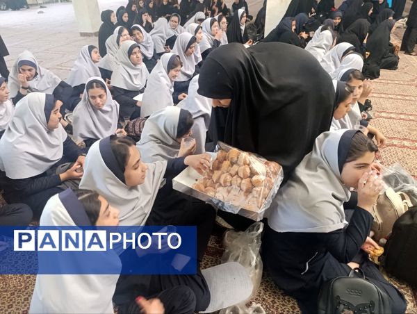 اردوی عملی آموزش آمادگی دفاعی مرحله دوم مدارس دخترانه متوسطه اول پایه نهم فلاورجان 