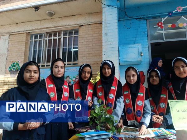 جشن عاطفه ها در دبستان ناهید نخودی