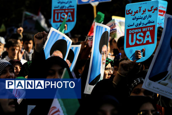 مراسم راهپیمایی ۱۳ آبان در ارومیه