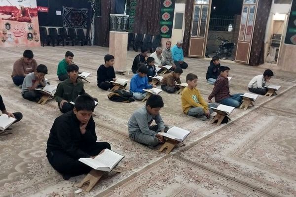 مراسم معنوی انس با قرآن یادواره شهدای فدافن 