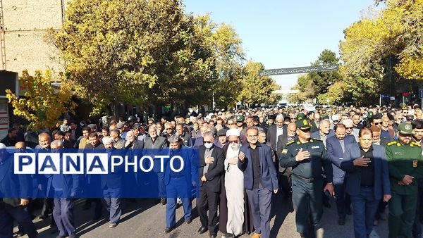 تشییع پیکر جانباز شهید علی فتح آبادی در نیشابور 