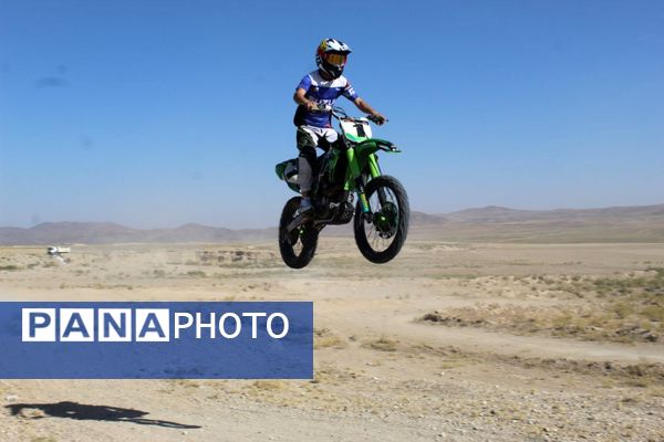 غرش موتورها در ملکان؛ نمایش قدرت و هیجان در هفته تربیتبدنی