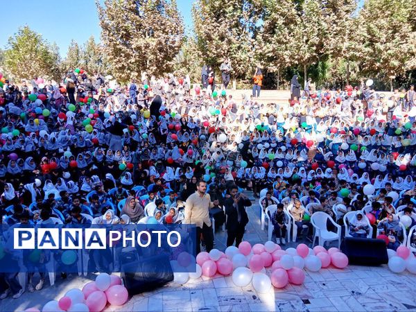 جشن روز کودک در پارک بانوان شهرستان کاشمر 