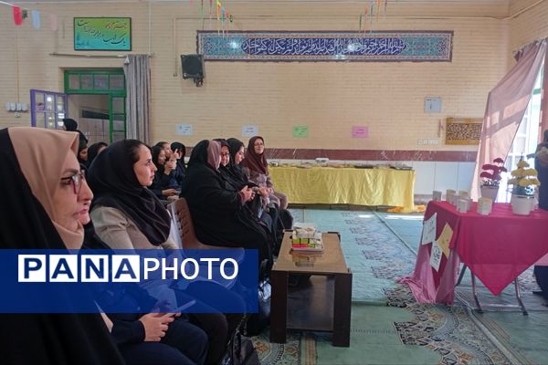 طرح مکمل یاری ویتامین(D) - قرص آهن و اسید فولیک در مدارس ناحیه 4