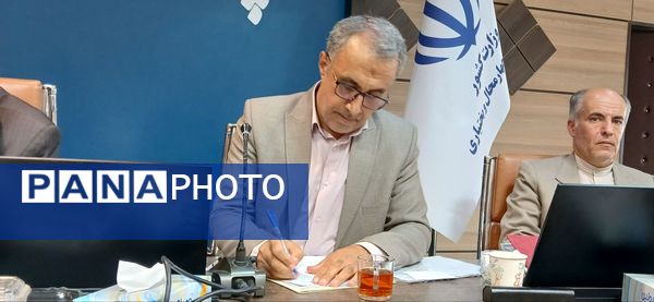 استاندار و مسئولان گوش شنوایی «سمن‌ها» شدند
