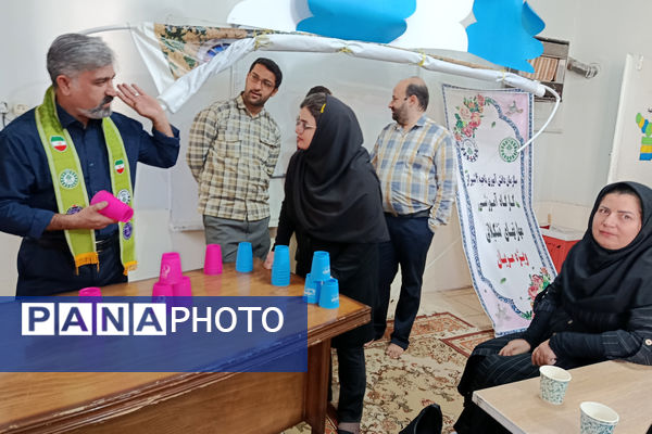 توانمندسازی مربیان پیشتاز ناحیه ۴ شیراز 