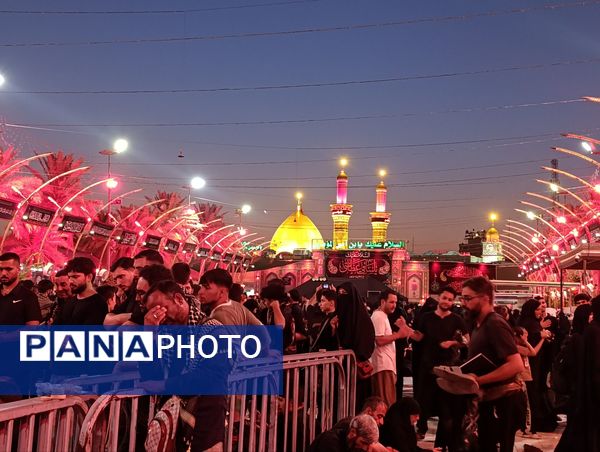کاروان عاشقان به کربلا رسیدند؛ خیابان‌ها غرق در زمزمه «لبیک یا حسین»