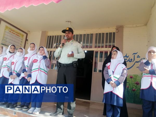 گرامیداشت هفته نیروی انتظامی در مدارس شهرستان ملارد