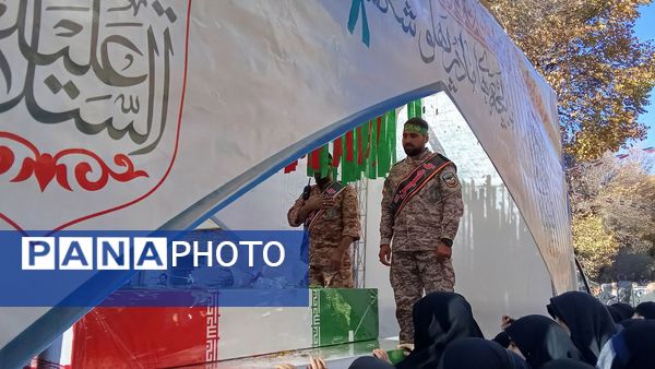 تشییع پیکرشهداى گمنام در شهرکرد 