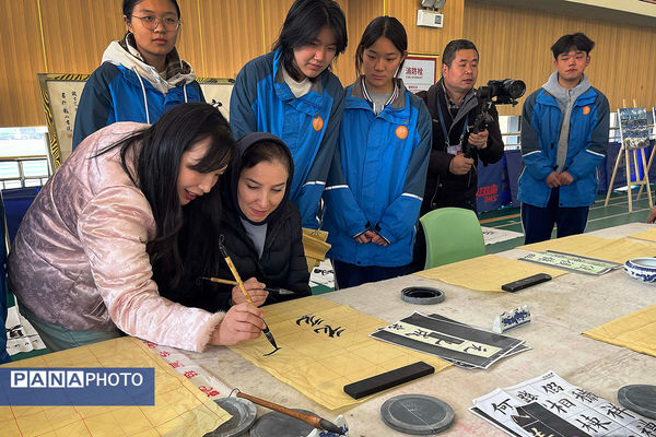 بازدید دانش‌آموزان والیبالیست زیر ۱۵ سال ایران از مدرسه شانگژو در روز چهارم مسابقات