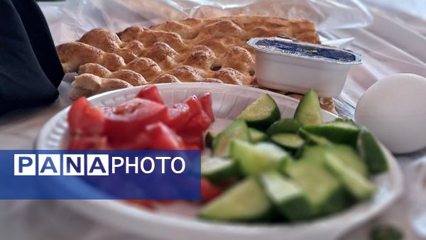 حماسه جاماندگان اربعین در محلات و نیم‌ور؛ تصاویری از عشق و ارادت