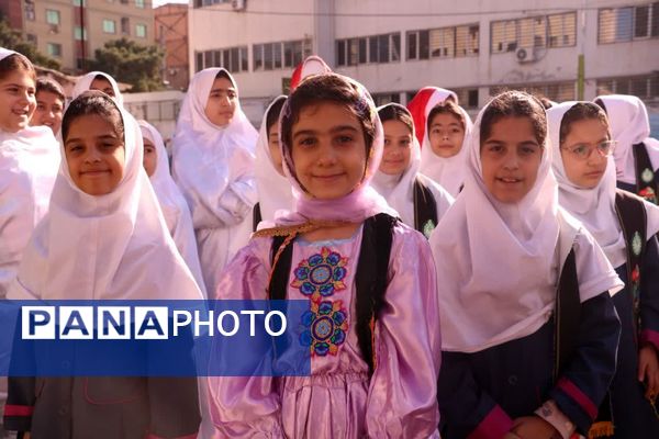 همایش وطن یار در دبستان فاطمیه گرگان