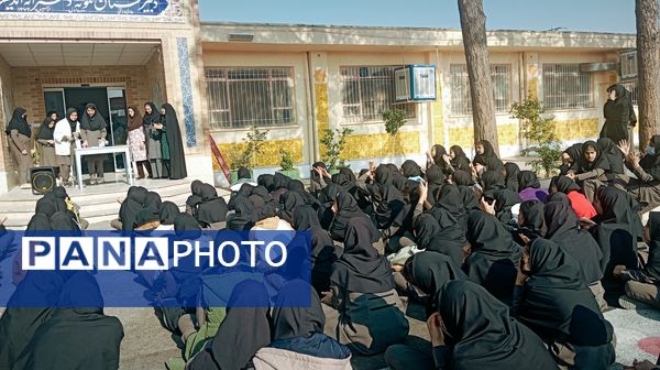 اجرای آزمایشات جذاب علوم در کاشمر