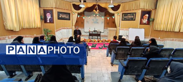 کارگاه آموزشی نماد در شیروان