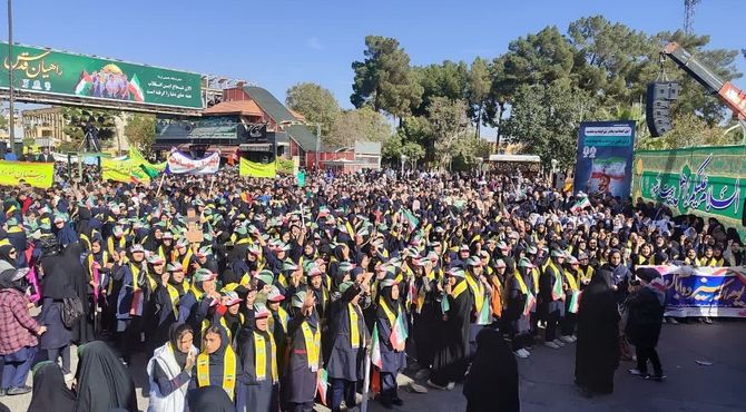 راهپیمایی باشکوه ۱۳ آبان در سمنان