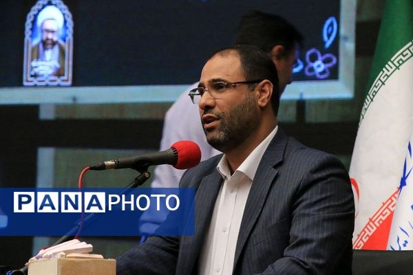 مراسم معلم سرآمد ۱۴۰۳ شهرستان‌های استان تهران و گرامیداشت مقام معلم در ایوان ری
