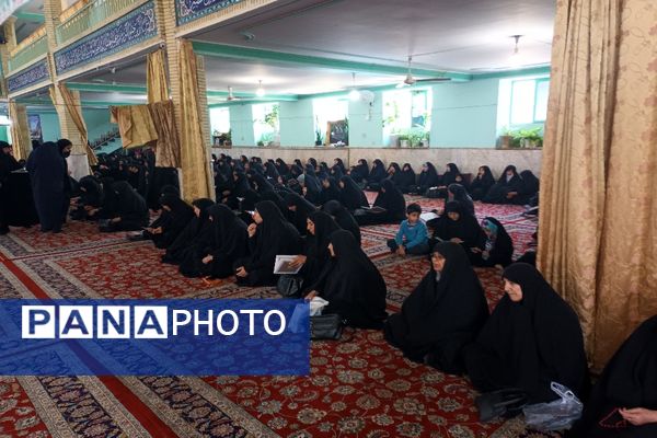 مراسم ترحیم و قرآن‌خوانی برای شهید جمهور و همراهان در مصلی چناران