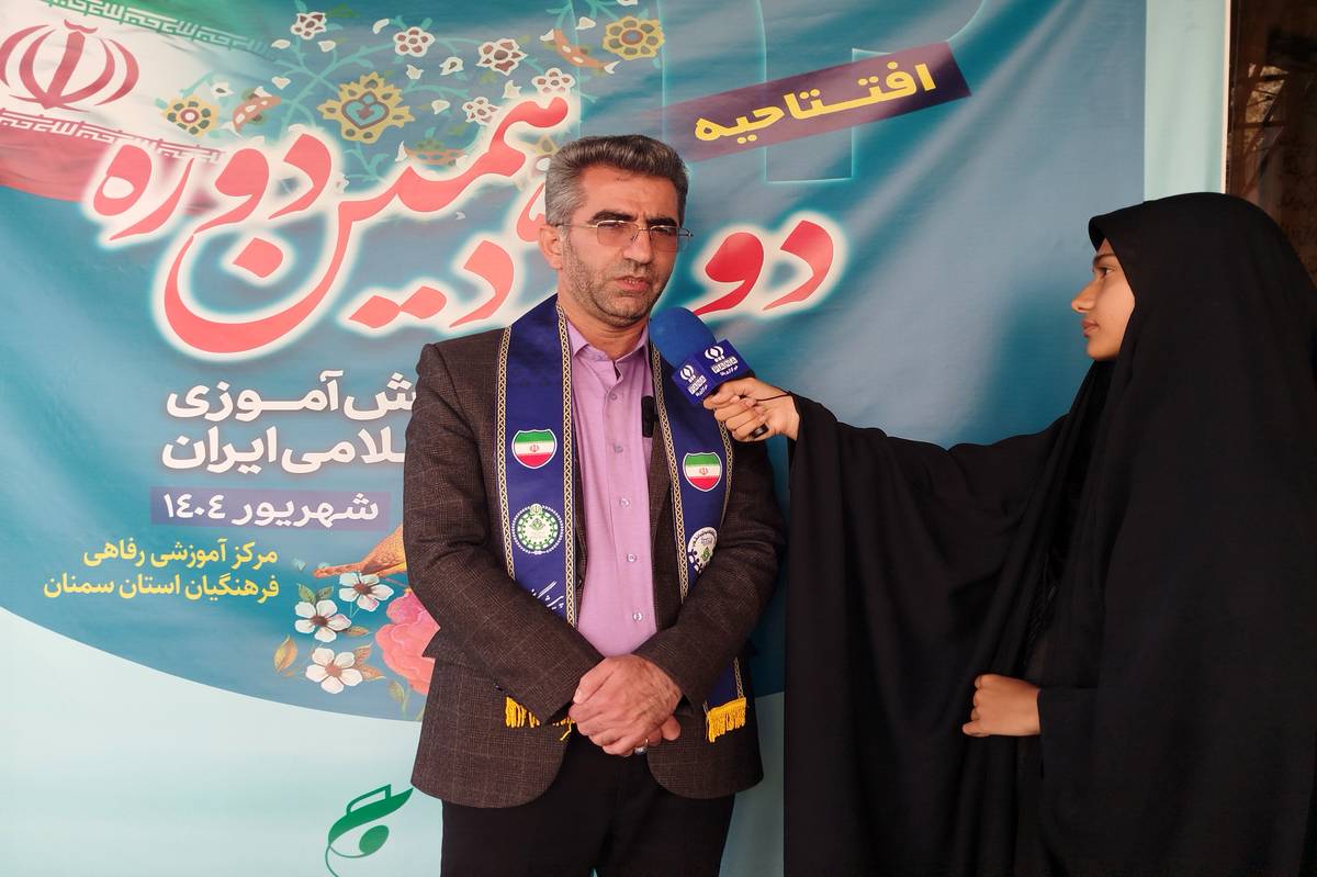 نمایندگان مجلس دانش‌‌آموزی باید در برنامه‌ها و فعالیت‌ها حضور پر رنگ داشته باشند