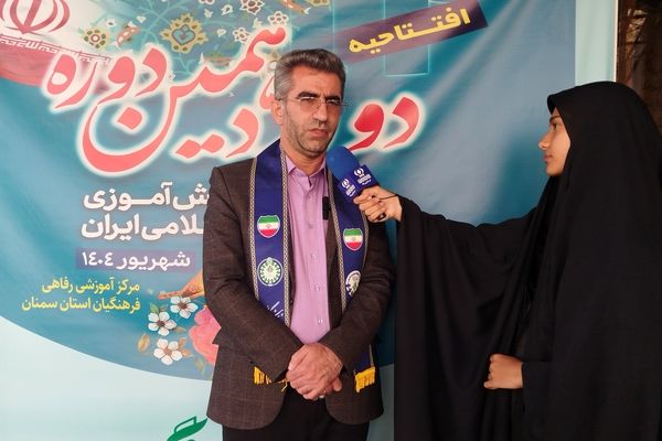 نمایندگان مجلس دانش‌‌آموزی باید در برنامه‌ها و فعالیت‌ها حضور پر رنگ داشته باشند