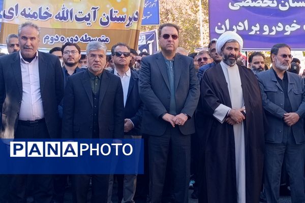 راهپیمایی سیزده آبان در شهرستان نیشابور