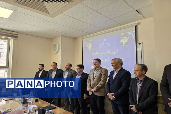فصل تازه خدمت‌رسانی؛ مهدی ذبیحی بر سکوی مدیریت آموزش و پرورش گناباد