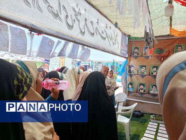 بازدید دانش آموزان دبستان سمیه از کنگره ملی شهید مدرس