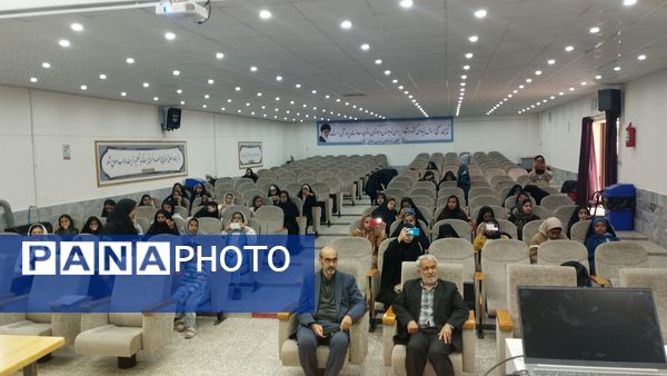 همایش مادر دختری ویژه خبرنگاران پانا شهرستان خلیل‌آباد 