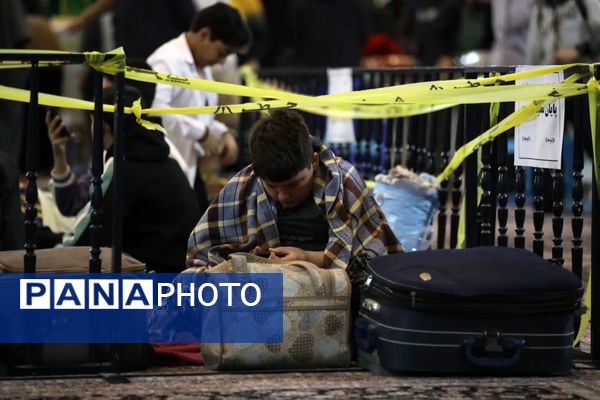 مراسم اعتکاف دانش آموزی در مسجد اعظم و مصلای قدس قم