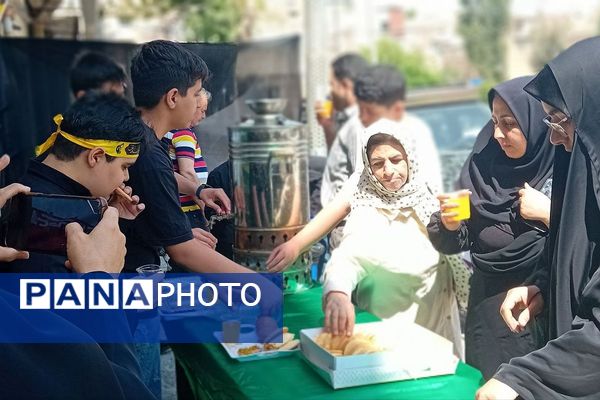 برپایی موکب جاماندگان اربعین حسینی در فیروزکوه