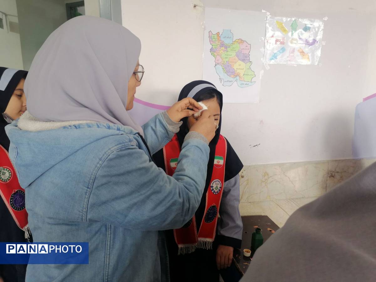 بیست و هفتمین دوره مانور زلزله در مدرسه ناهید نخودی 