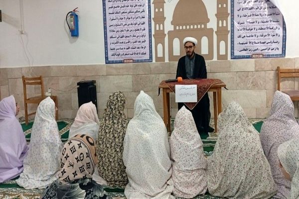 جلسه هفتگی توسل به آقا امام زمان (عج) در خوابگاه دخترانه شهید مجید دهنوی 