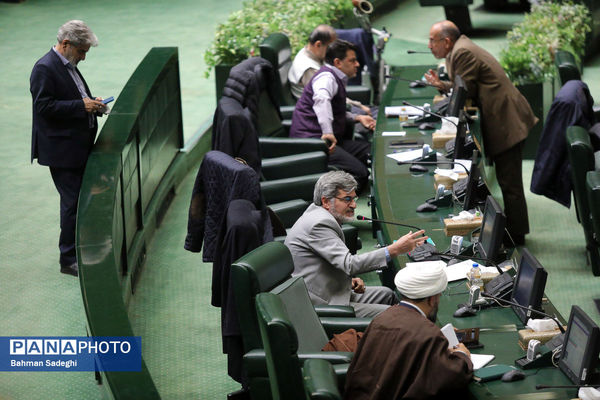 تقدیم لایحه بودجه سال ۱۴۰۵ به مجلس شورای اسلامی