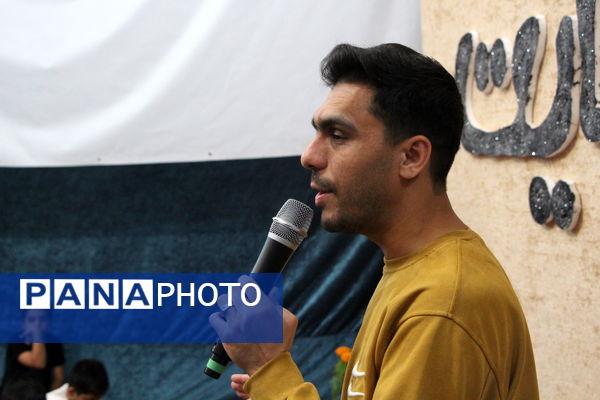 مراسم معنوی اعتکاف دانش‌آموزان پسر یزدی در فهرج