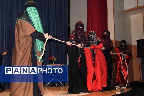 اجرای تئاتر سیاه و سفید به‌مناسبت شهادت حضرت زهرا(س) در کانون پرورش فکری کودکان و نوجوانان البرز