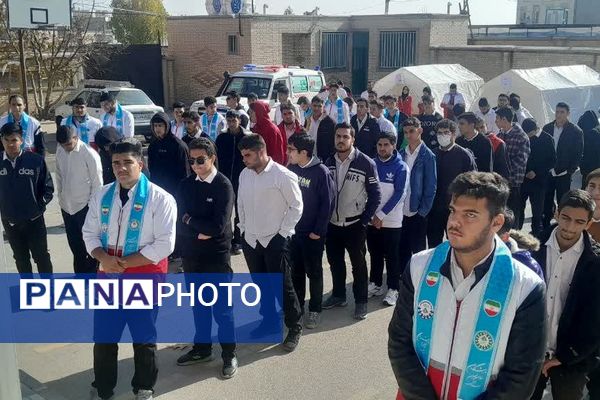 مانور سراسری زلزله در دبیرستان شهید محمدجواد باهنر دماوند