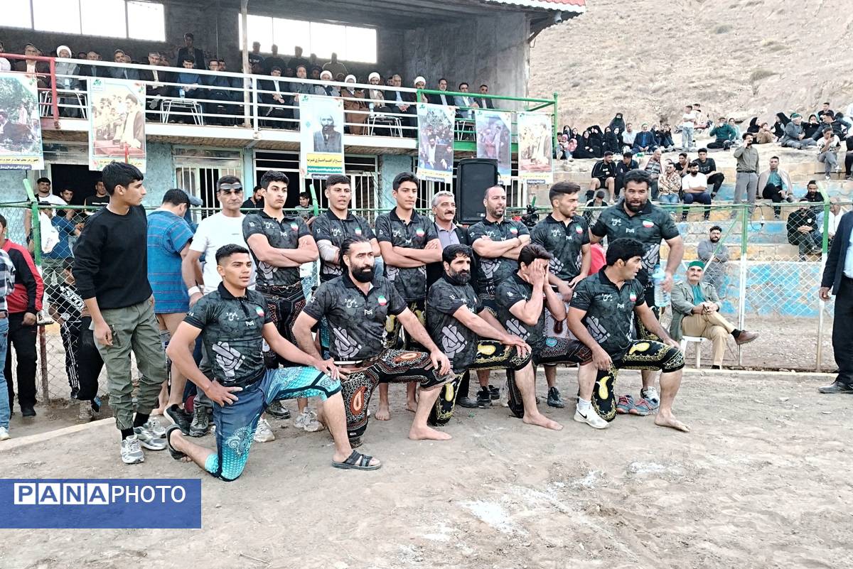 مسابقات بومی محلی در گود کشتی شهر بار نیشابور