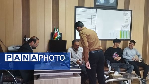 جلسه انجمن های ورزشی دبیرستان شاهد ابوذر غفاری 