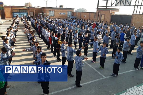 طنین نوای عشق و عزا؛ مراسم عزاداری دهه دوم فاطمیه در مدارس بهارستان‌دو