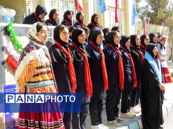 انتخابات همیار مشاور مدرسه دخترانه فرزانگان