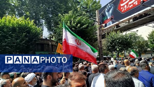 حضور باشکوه مردم کرج در مراسم تشییع جمعی از شهدا حمله رژیم صهیونیستی