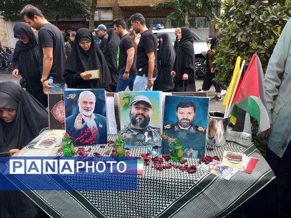 استقبال دلدادگان اباعبدالله الحسین (ع) از پیاده‌روی جاماندگان اربعین حسینی‌ 