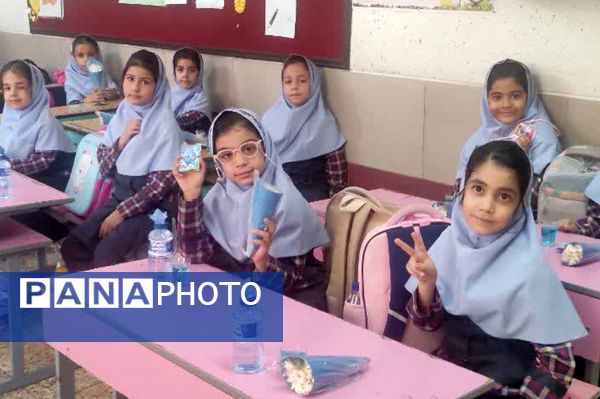 جشن آب در دبستان خورسندیان شیراز