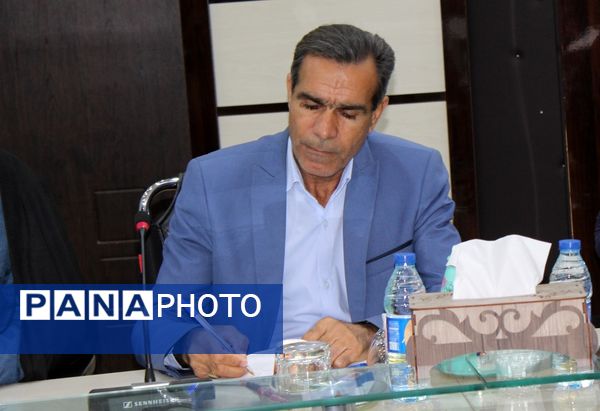 نشست استانی کارشناسان ارزیابی عملکرد و پاسخگویی به شکایات آموزش و پرورش استان بوشهر 