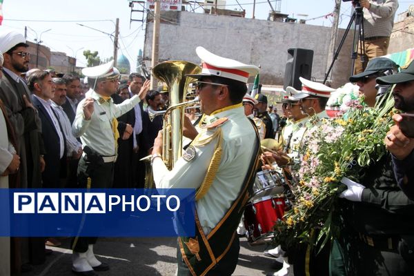  تشییع فرزند برومند شهرستان بم شهید هادی رویاهی با حضور مردم شهیدپرور