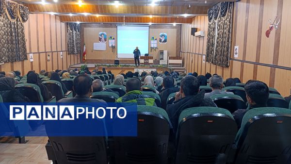 برگزاری جلسه آموزش خانواده در دبستان معلم آشخانه 